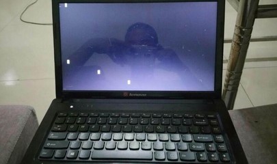 电脑40秒黑屏
