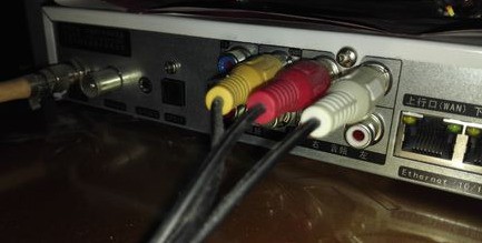 电脑高清线连接电视不显示