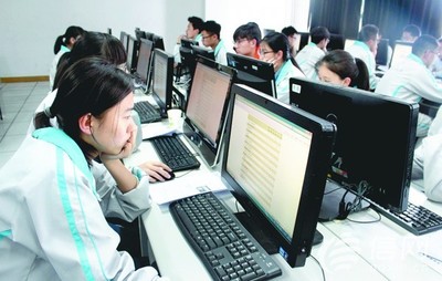 大学生电脑买什么好