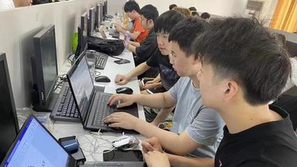 大学生电脑买什么好