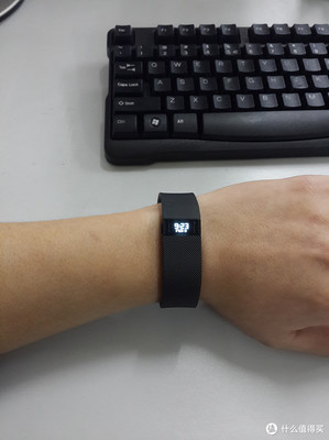 fitbit只能在电脑充电