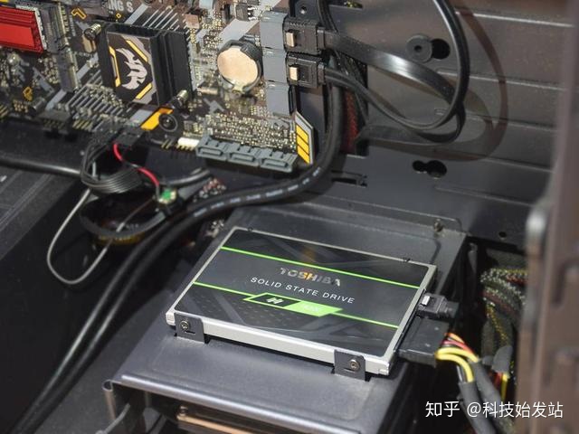 台式电脑装两个硬盘