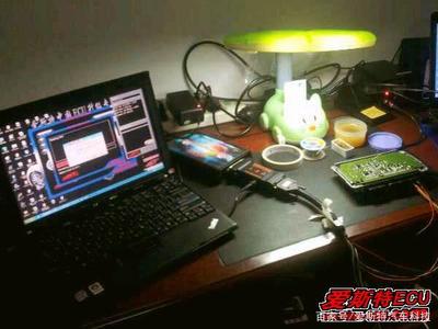 高尔夫6电脑接口在哪