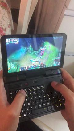 玩英雄联盟什么电脑好