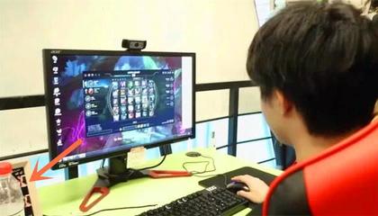 lol电脑桌多高