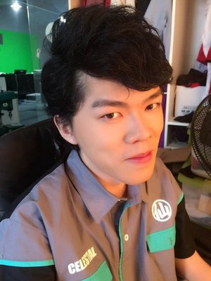 爱玩电脑的我