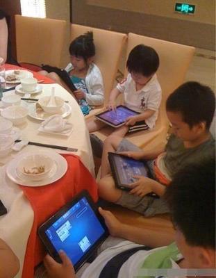 学生买不起电脑