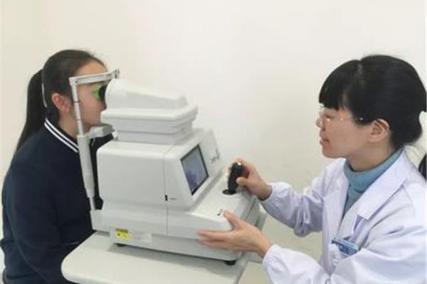 电脑验光眼底