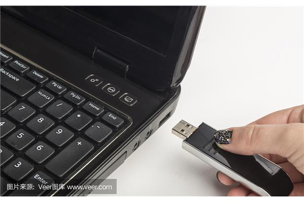 usb键盘插电脑哪